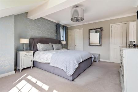 Vicarage Fields 9-027.jpg