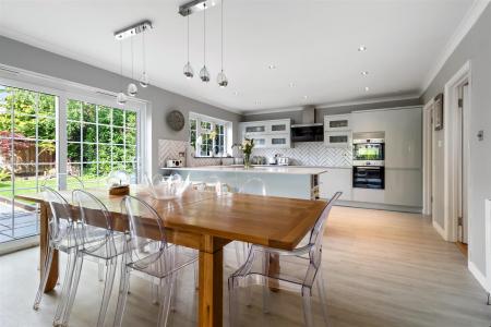 Vicarage Fields 9-017.jpg