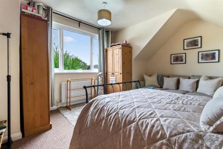 5 Hillview rose-023.jpg