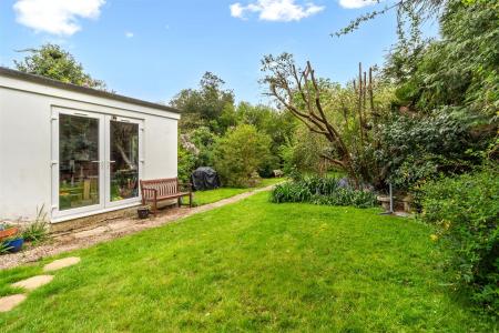 5 Hillview rose-018.jpg