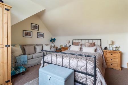 5 Hillview rose-024.jpg