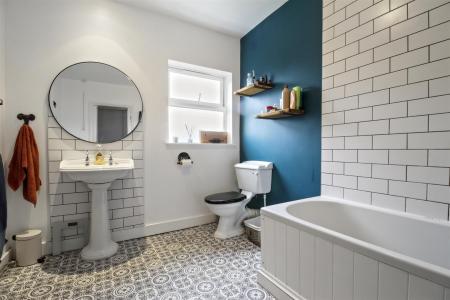 Tarring Road 347-006.JPG