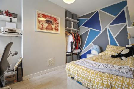 Tarring Road 347-010.JPG