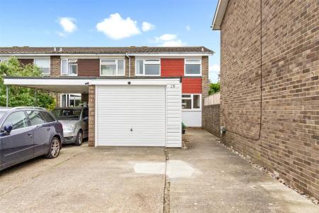 Radnor Close, 19-001.JPG