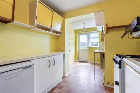 Cedar Close,27-007.jpg