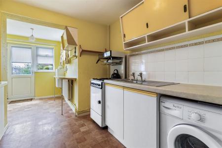 Cedar Close,27-006.jpg