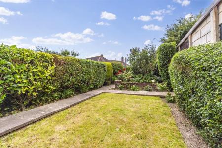 Cedar Close,27-013.jpg