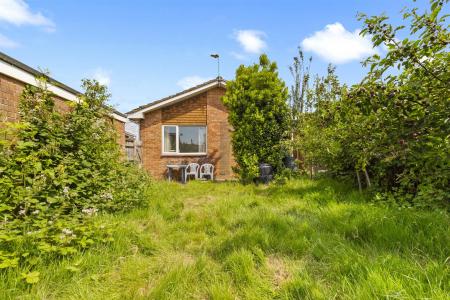 Rockingham Close, 22-014.JPG