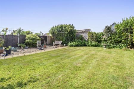 Goring Way 208-014.jpg