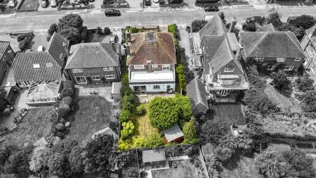 Chelwood Avenue, 28-004bw.jpg