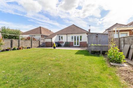 Elgin Drive, 5-013.jpg