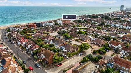 Devonport Road, 58-002logo.jpg