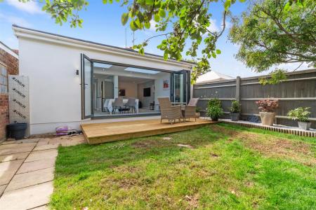 Devonport Road, 58-021.jpg