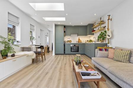 Grenville Road, 18-012.JPG