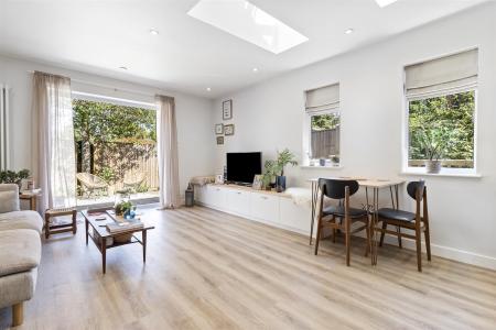 Grenville Road, 18-005.JPG