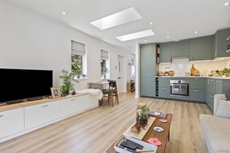 Grenville Road, 18-008.JPG