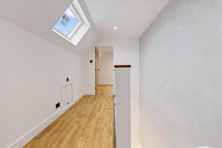 9 Maytree Close-027.jpg