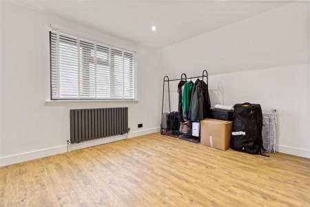 9 Maytree Close-024.jpg