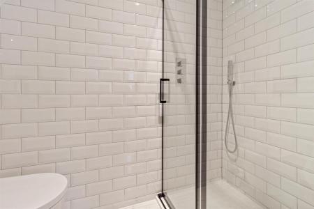 9 Maytree Close-026.jpg