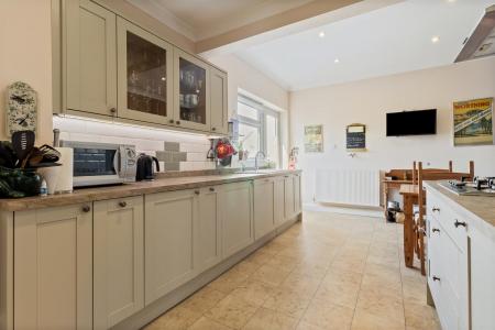 Brook Barn Way, 15-015.jpg