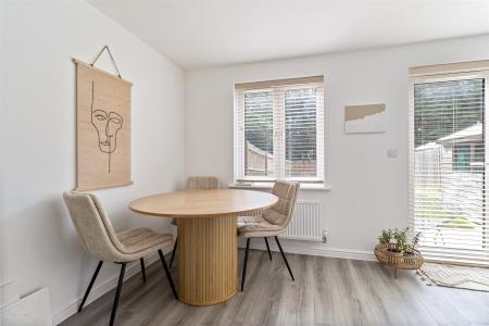 Windflower Chase 21-005.JPG