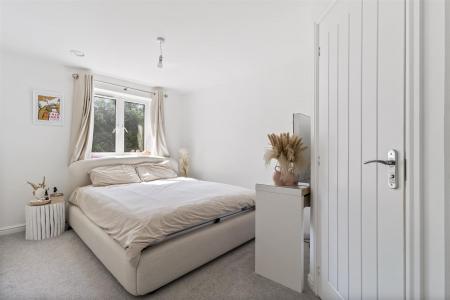 Windflower Chase 21-010.JPG