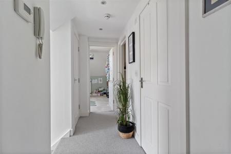 Cowper Road 24 Flat 6-009.jpg