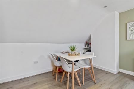 Cowper Road 24 Flat 6-004.jpg