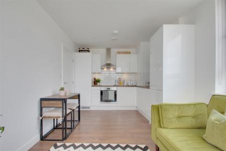 Open Plan Lounge Kitchen