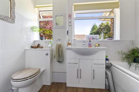 Windermere Crescent, 1-018.JPG