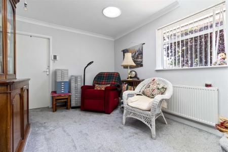 Windermere Crescent, 1-017.JPG