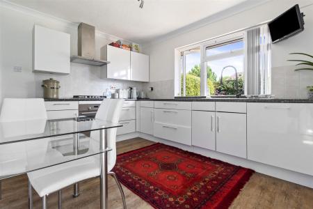 Windermere Crescent, 1-022.JPG