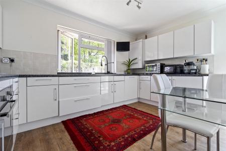 Windermere Crescent, 1-023.JPG