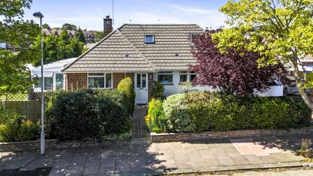 Windermere Crescent, 1-005.JPG