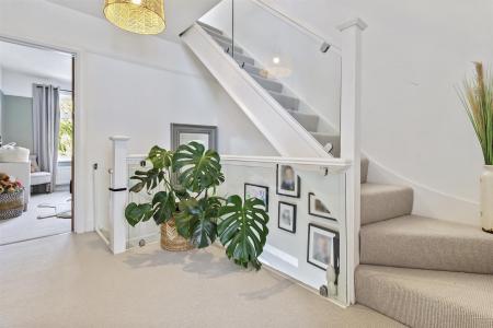 Douglas Avenue, 6-029.JPG