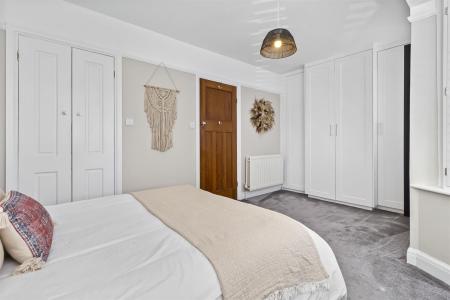 Douglas Avenue, 6-023.JPG