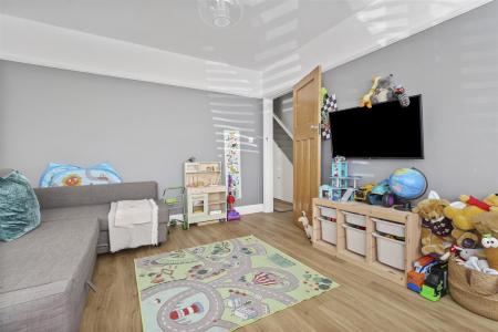 Douglas Avenue, 6-004.JPG