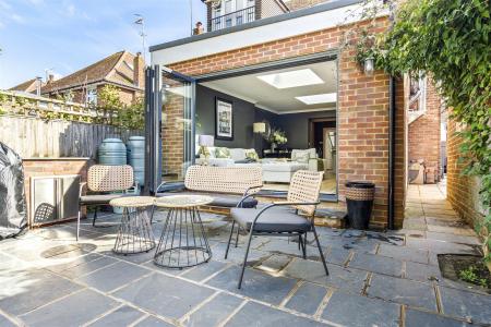 Douglas Avenue, 6-021.JPG