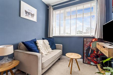 2 Sefton Close_018.JPG