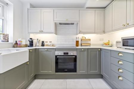 2 Sefton Close_008.JPG