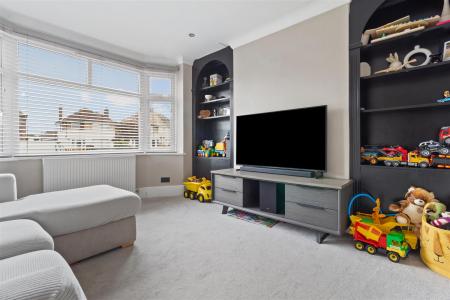 132 St Andrews Road-002.jpg