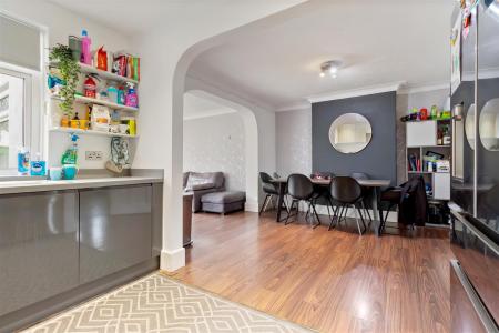 132 St Andrews Road-007.jpg