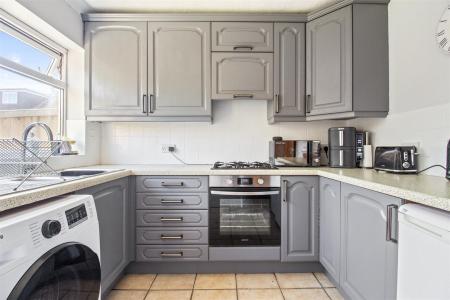 Grenville Ave 12-007.JPG