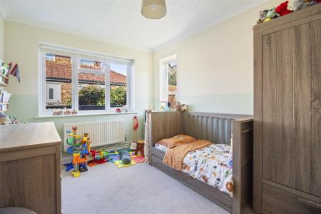 Grenville Ave 12-001.JPG