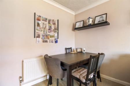 Grenville Ave 12-013.JPG