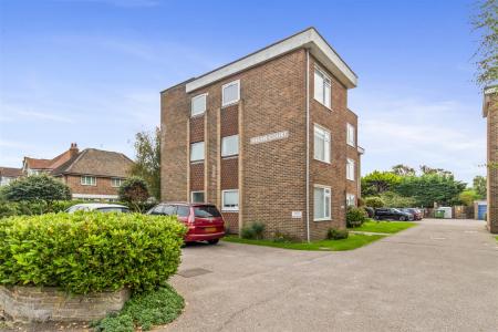 2 Helen Court-013.jpg