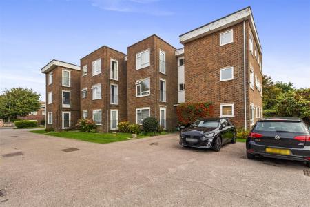 2 Helen Court-012.jpg