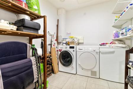 12 Wryesdale house-005.JPG