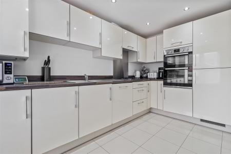 8 Bellflower close-006.jpg