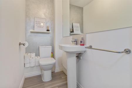 8 Bellflower close-004.jpg